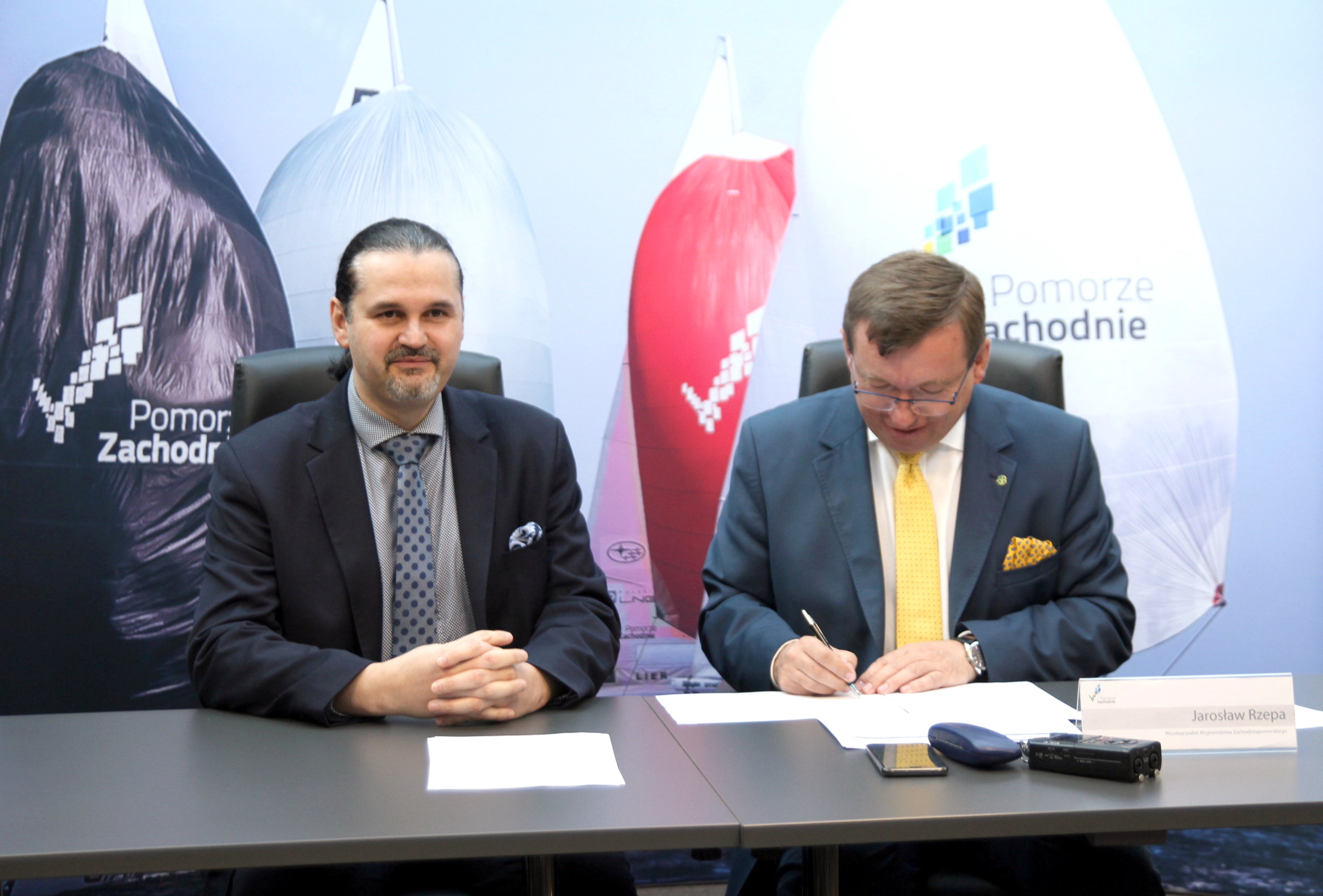 Podpisanie umów ze wsparciem z PO RYBY 2014-2020 w dn. 16 kwietnia 2019 r. w Szczecinie.